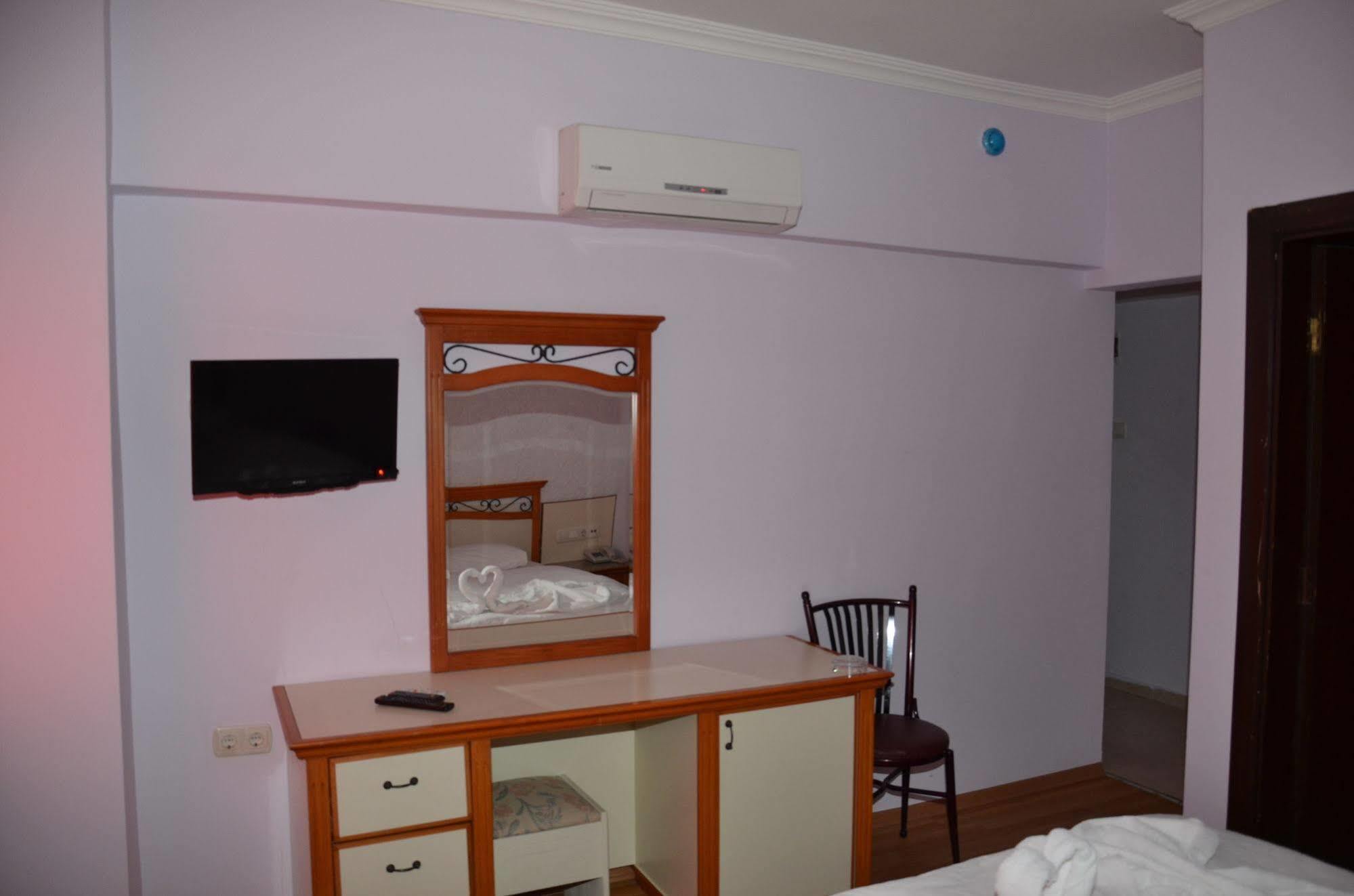 Ozturk Hotel Antalya Extérieur photo