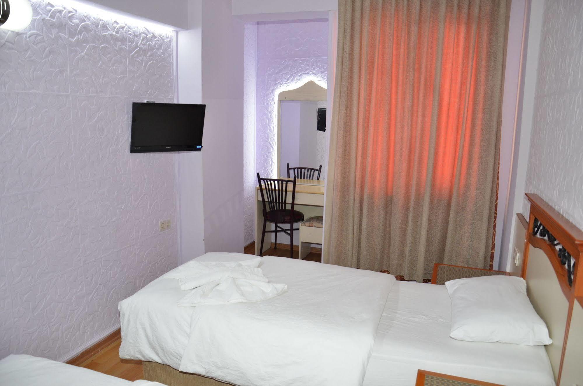 Ozturk Hotel Antalya Extérieur photo