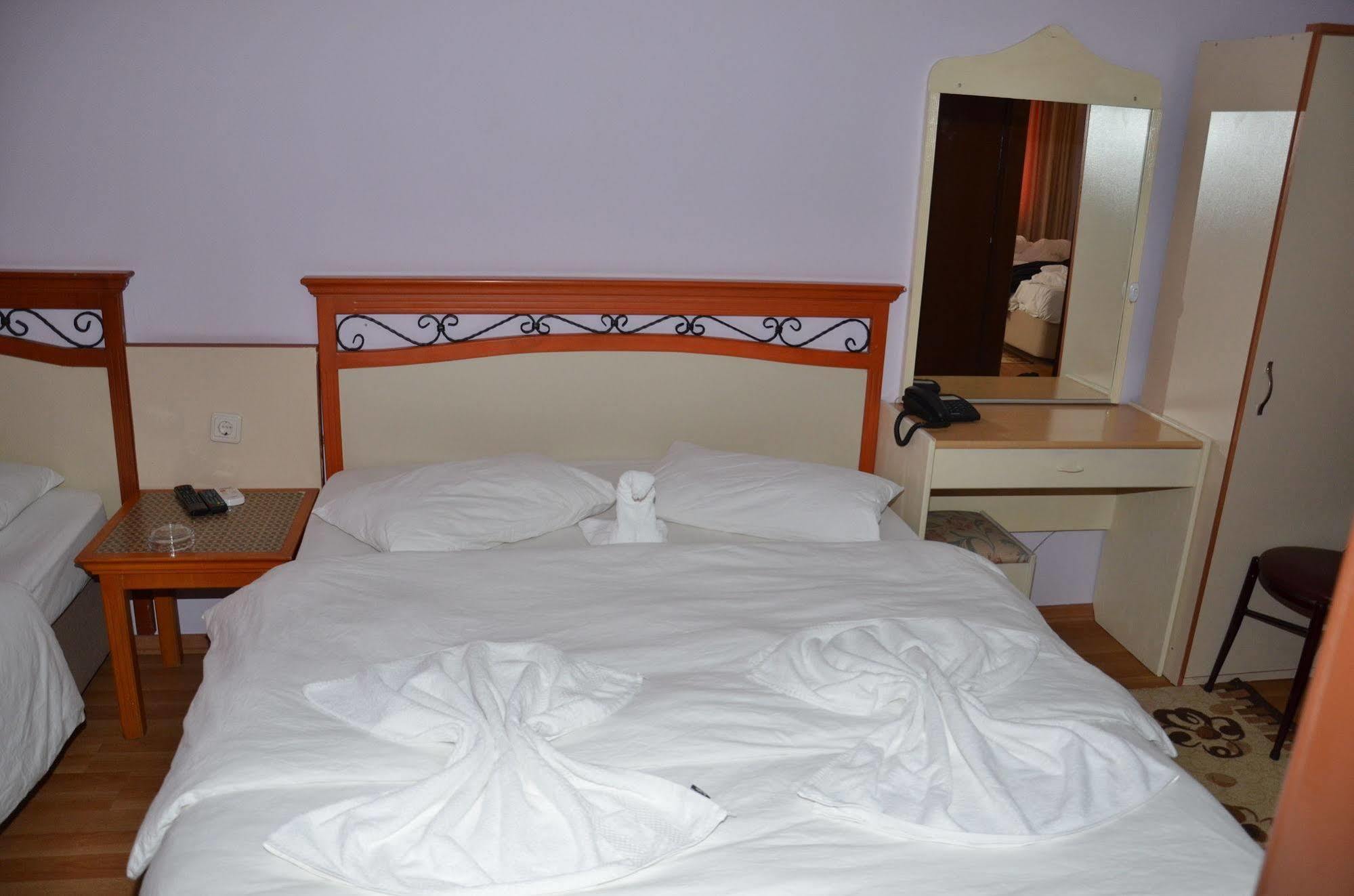 Ozturk Hotel Antalya Extérieur photo