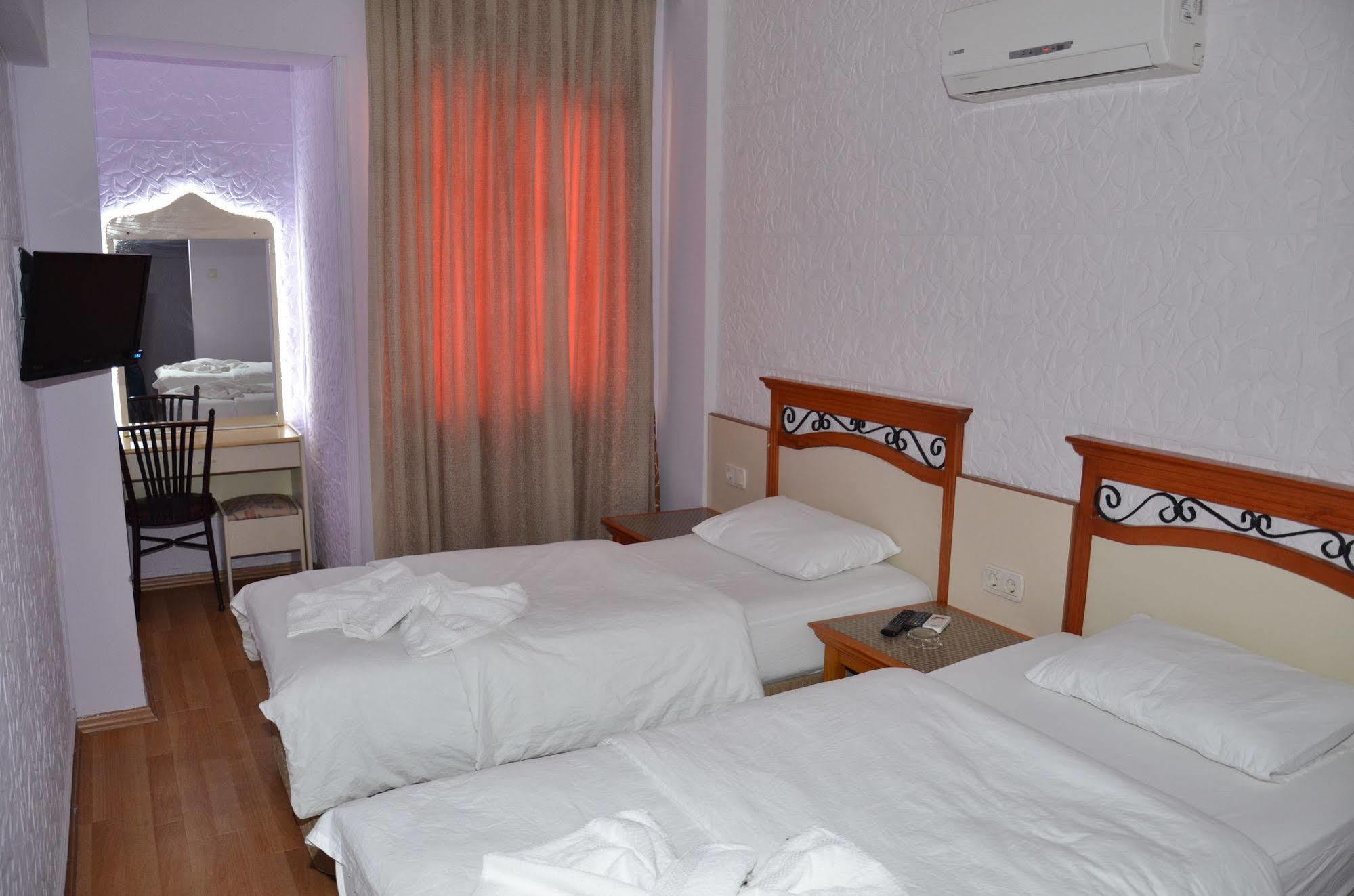 Ozturk Hotel Antalya Extérieur photo